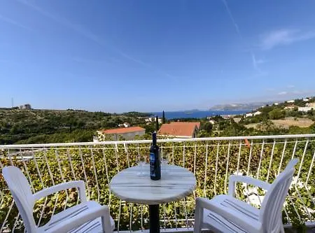 Bjelos Guest house 3*