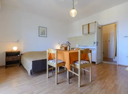 Bjelos Guest house