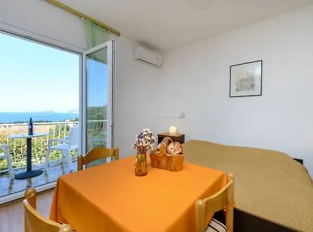 Bjelos 3* Cavtat